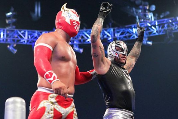 The Latest On A Rey Mysterio Vs Sin Cara Match At Wrestlemania Xxx Stillrea...