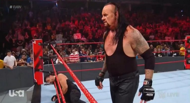 The Undertaker Returning To The Ring At WWE Extreme Rules