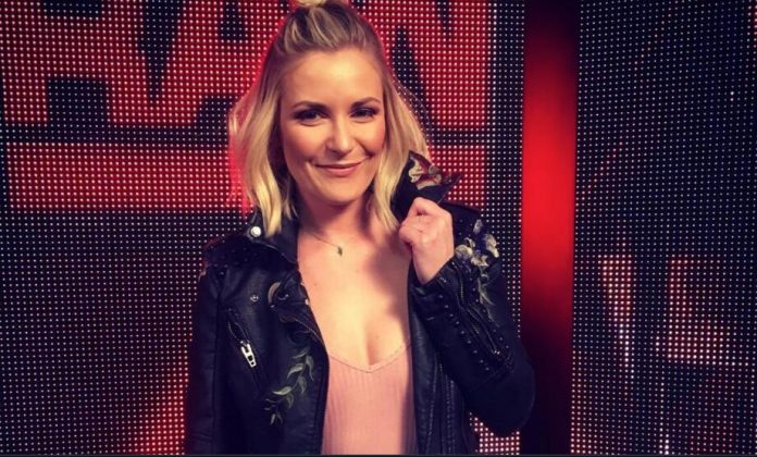 renee young