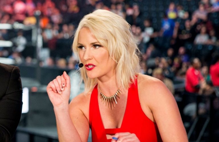 renee young