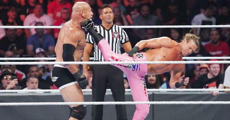 WWE Reportedly Putting Up “Do Not Slap Leg” Signs Backstage