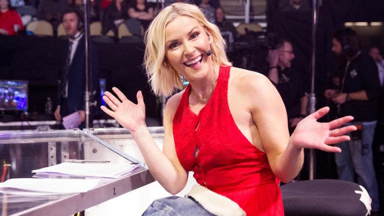 renee young